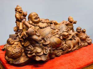 Di lặc ngũ tiểu gỗ sưa.
