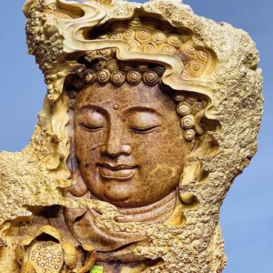 Diện Phật tổ nu hương.
