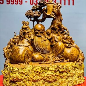 Ông thọ ngồi tùng nu hương