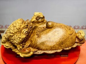 Tam cóc chấn bao tiền nu hương.