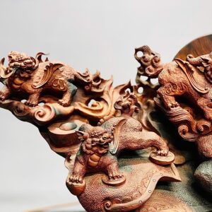 Gia đình tỳ hưu gỗ trắc
