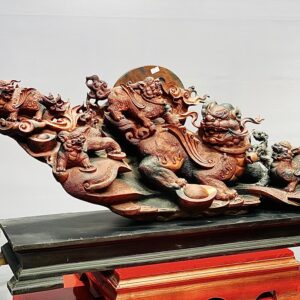 Gia đình tỳ hưu gỗ trắc
