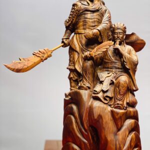 Quan Công, Khổng Minh gỗ sưa.