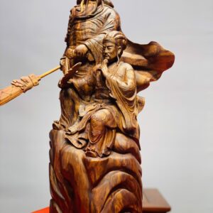 Quan Công, Khổng Minh gỗ sưa.