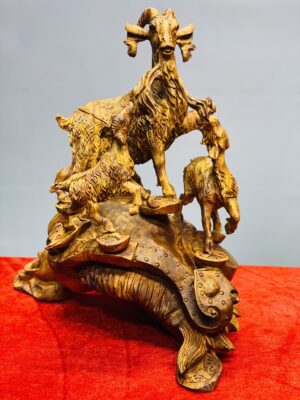 Tam dương trấn ngọc như ý gỗ sưa.