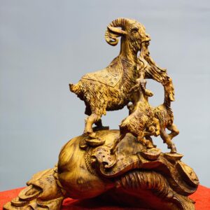 Tam dương trấn ngọc như ý gỗ sưa.