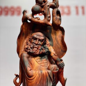 Đạt Ma khất thực gỗ trắc.