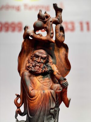 Đạt Ma khất thực gỗ trắc.