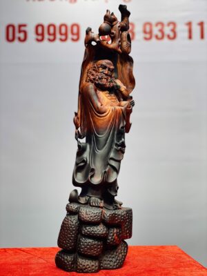Đạt Ma khất thực gỗ trắc.