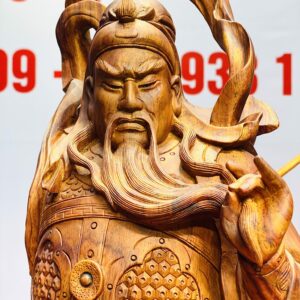 Quan Công vuốt râu gỗ sưa.