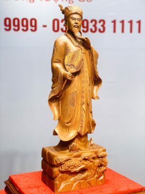Khổng Minh vuốt râu cao 70.