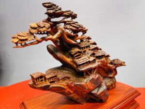 Tiểu cảnh nhà sàn sưa đỏ.