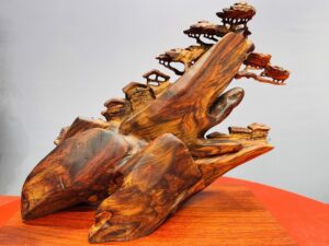 Tiểu cảnh nhà sàn sưa đỏ.