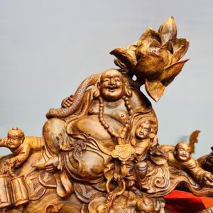Di lặc cửu tiểu hoa sen nghê sưa.