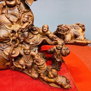 Di lặc cửu tiểu hoa sen nghê sưa.