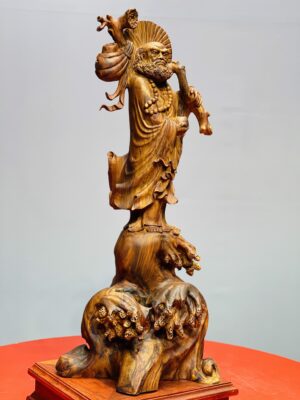 Đạt ma quá hải gỗ sưa.