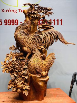 Gia đình gà gỗ hương ta.