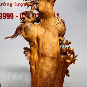 Gia đình gà gỗ hương ta.