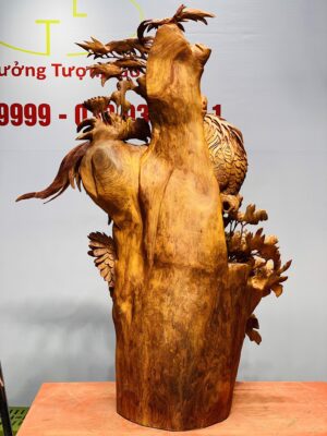 Gia đình gà gỗ hương ta.