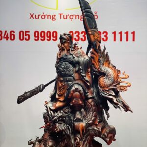 Quan Công xách đao gỗ trắc đỏ đen.