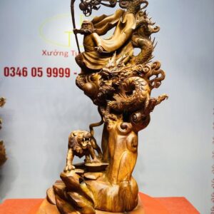 Đạt ma ngọa hổ tàng long gỗ hương.