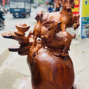 Tam dương đứng bao tiền.