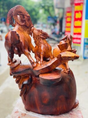 Tam dương đứng bao tiền.
