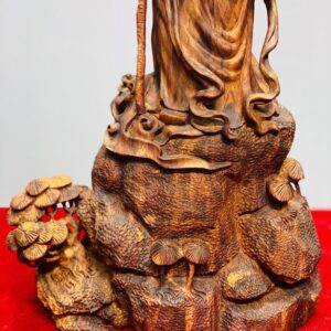 Ông thọ gỗ sưa.