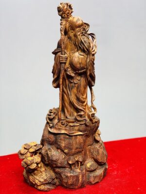 Ông thọ gỗ sưa.