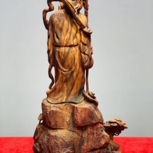Ông thọ gỗ sưa.