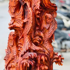 Cá chép hóa rồng gỗ sưa.