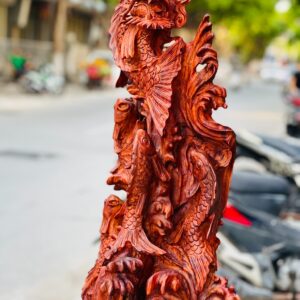 Cá chép hóa rồng gỗ sưa.