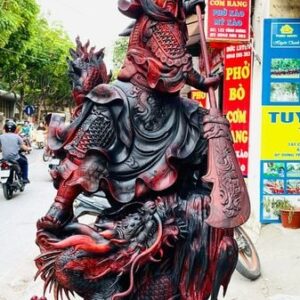 Quan Công múa võ gỗ trắc.