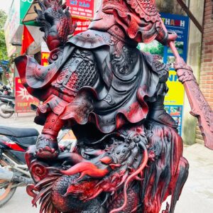 Quan Công múa võ gỗ trắc.