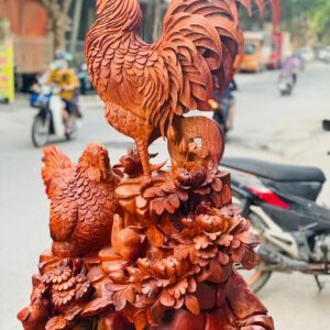 Gia đình gà gỗ hương.