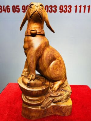 Tượng Chó trên đĩnh vàng Gỗ Hương Ta
