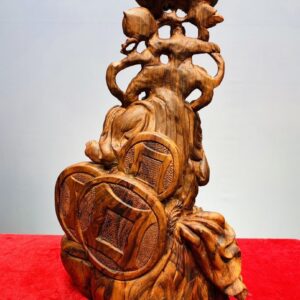 Tượng Di Lạc Nhị Tiểu vác cành đào đứng Nghê Gỗ Sưa