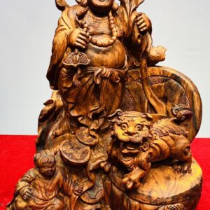 Tượng Di Lạc Nhị Tiểu vác cành đào đứng Nghê Gỗ Sưa