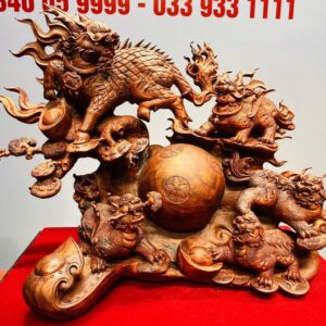 Ngũ Linh vờn cầu Gỗ Sưa