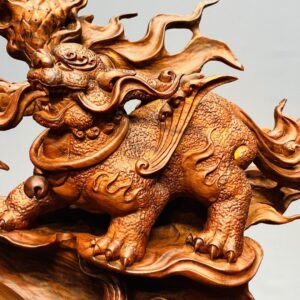 Ngũ Linh vờn cầu Gỗ Sưa
