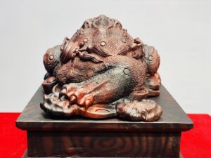 Cóc Thiềm Thừ Gậy Như Ý Gỗ Trắc