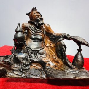 Tế Công Ngồi Uống Rượu Gỗ Trắc