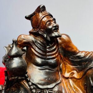 Tế Công Ngồi Uống Rượu Gỗ Trắc