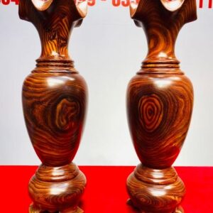 Cặp Lục Bình Gỗ Trắc Dây