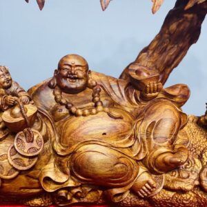 Di Lạc Tam Tiểu Nghê Ngồi Bao Tiền Dưới Cây Gỗ Sưa