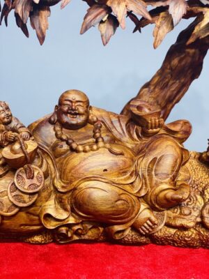 Di Lạc Tam Tiểu Nghê Ngồi Bao Tiền Dưới Cây Gỗ Sưa