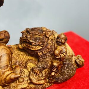 Di Lạc Tam Tiểu Nghê Ngồi Bao Tiền Dưới Cây Gỗ Sưa