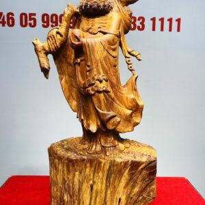 Đạt Ma Vác Gậy Tay Nải Gỗ Hương