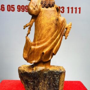 Đạt Ma Vác Gậy Tay Nải Gỗ Hương