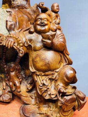 Di Lạc Ngũ Tiểu Cây Tùng Ôm Đá Tự Nhiên Gỗ Hương